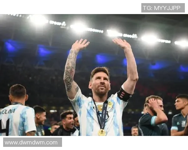 超高颜值足球明星盘点他们不仅球技出众更是时尚界的宠儿